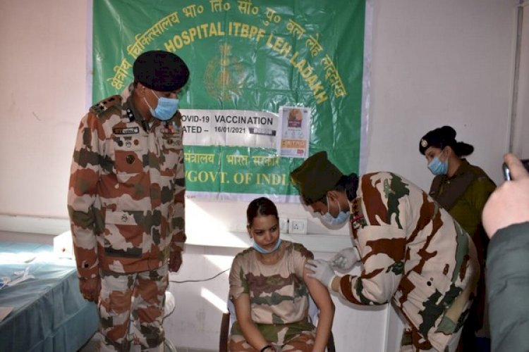 प्रधानमंत्री मोदी ने कोरोना टीका का शुभारंभ किया।  