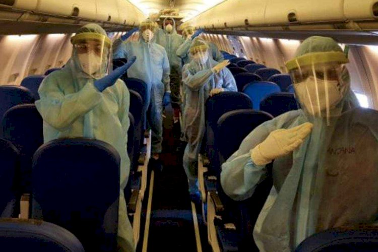 लम्बी विमान यात्रा से हो सकता है कोरोना संक्रमण, शोध में हुआ खुलासा। 