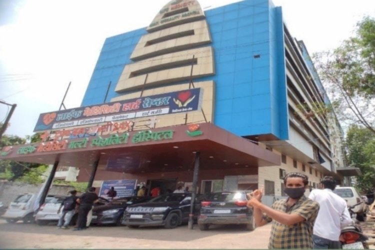 जबलपुर के न्यू लाइफ डिसिटी अस्पताल में आग लगने से 8 मौते, कई घायल
