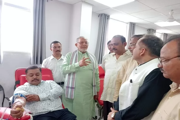 रक्तदान महादान में सभी की सहभागिता जरूरी: सुरेश खन्ना  