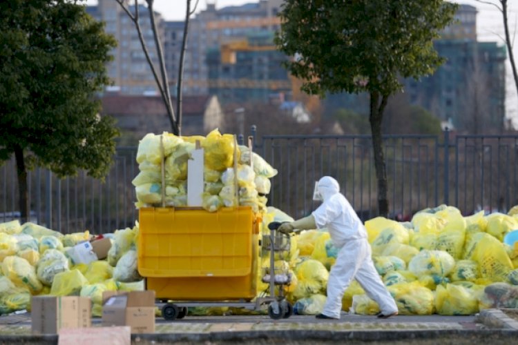 कोरोना महामारी के दौरान जमा कचरा मानव स्वास्थ्य और पर्यावरण के लिए खतरा