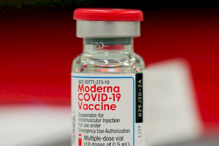 कोरोनारोधी टीके की चौथी खुराक लेकर आई अमेरिकी दवा कंपनी मॉडर्ना