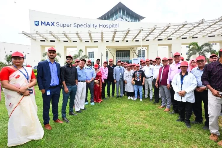 मैक्स अस्पताल ने बढ़ते हृदय रोगों के प्रति जागरूकता बढ़ाने के लिए आयोजित किया ‘हार्ट हेल्थ कार्निवल