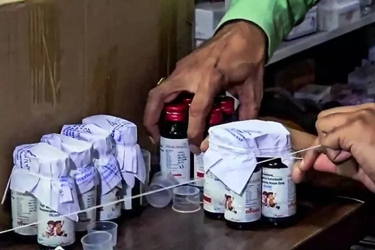 जानलेवा कफ सिरप कोल्ड्रिफ बनाने वाली कंपनी पर ED का छापा, कोल्ड्रिफ ने ली थी 22 बच्चों की जान