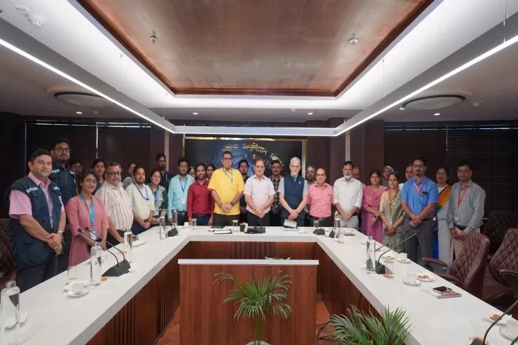 डब्ल्यूएचओ के प्रतिनिधि डॉ. इवान जे. एफ. ह्यूटिन ने किया लोहिया संस्थान का दौरा