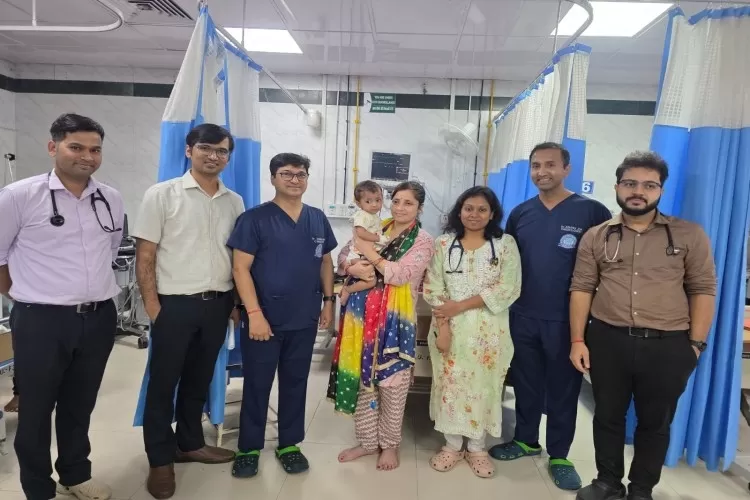 कार्डियोलॉजी में पहली बार 11 माह की बच्ची का PDA डिवाइस क्लोजर सफल