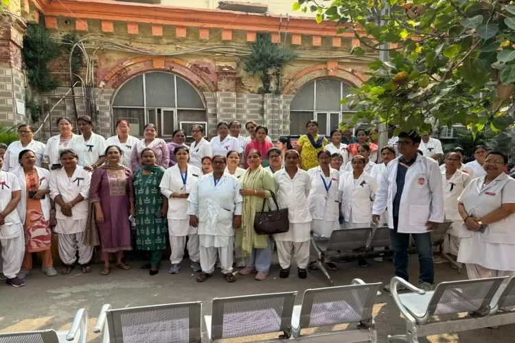 राजकीय नर्सेस संघ का आंदोलन शासनादेश जारी होने तक दो घंटे का कार्य बहिष्कार रहेगा 